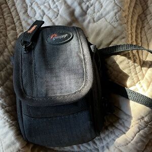 Lowepro Black Belt Bag for Men